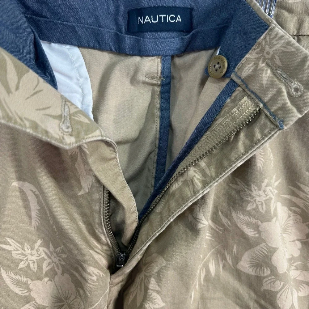 Nautica Shorts‎ Mens 36 Tan Floral Flat Front Chino Tropical Summer Casual